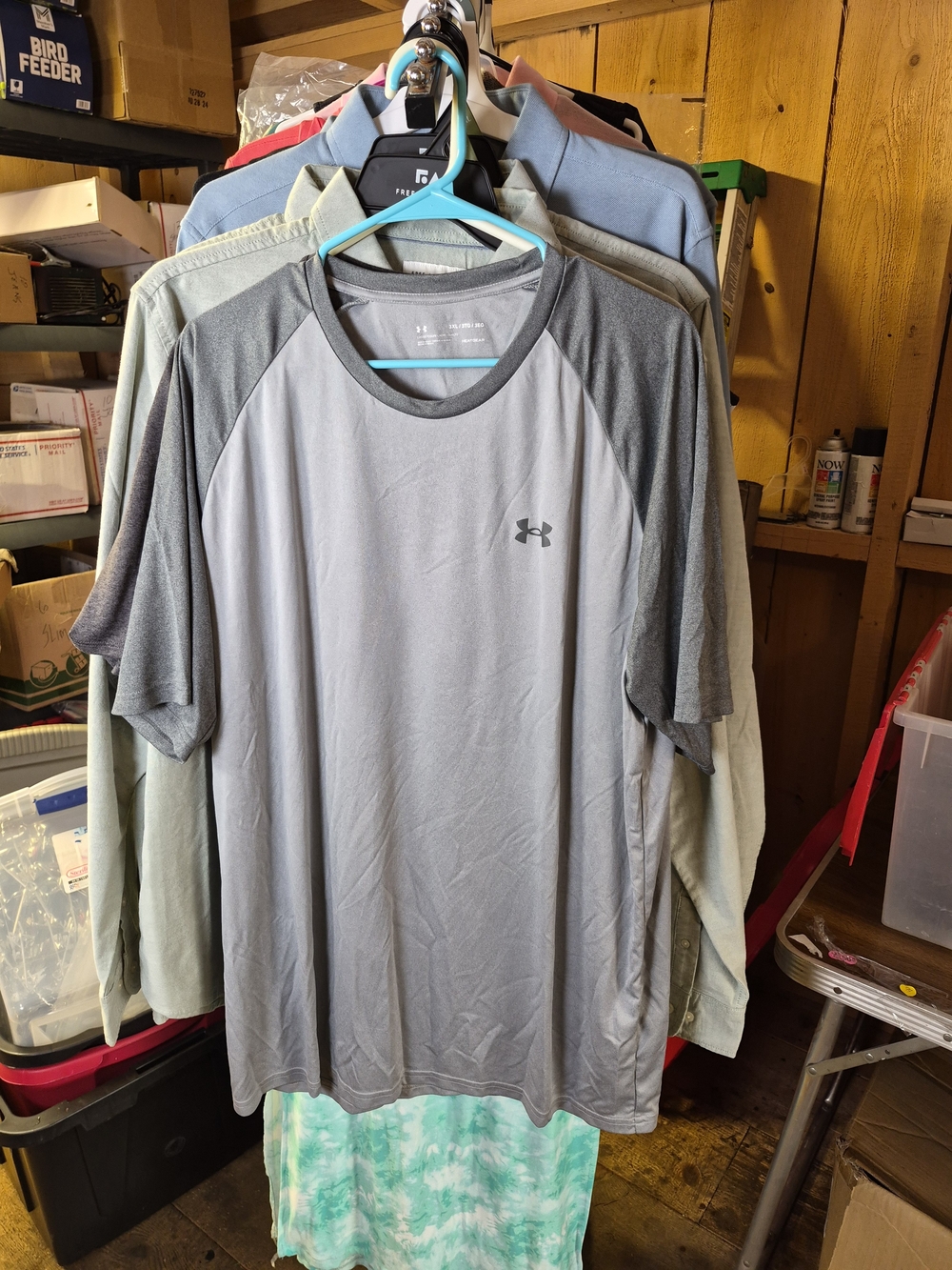 Under Armour Light Gray & Charcoal Short-Sleeve Performance Tee Bin 54
